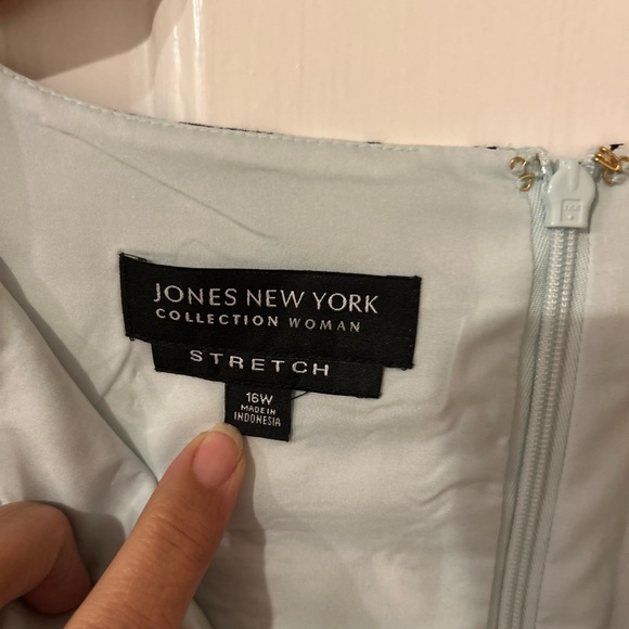 Jones New York Sleeveless Lined Flowery Dress 👗 - Picture 3 of 6